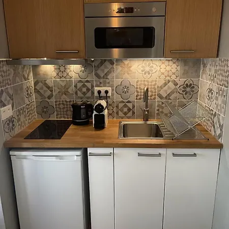 Nuit - By Prim0 C0nciergerie